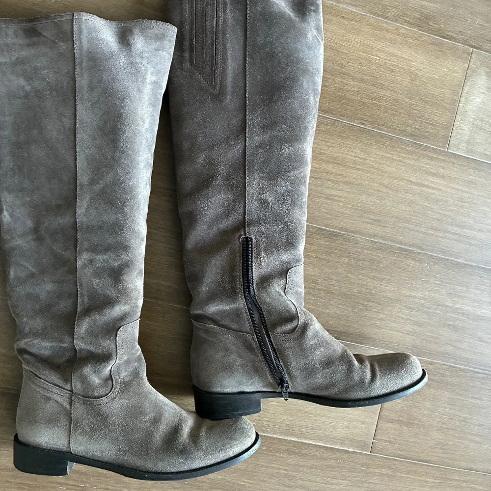 EUC Garnet Hill gray suede tall boots 7 1/2